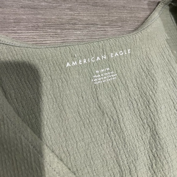 NWT American Eagle crop top - Picture 3 of 3